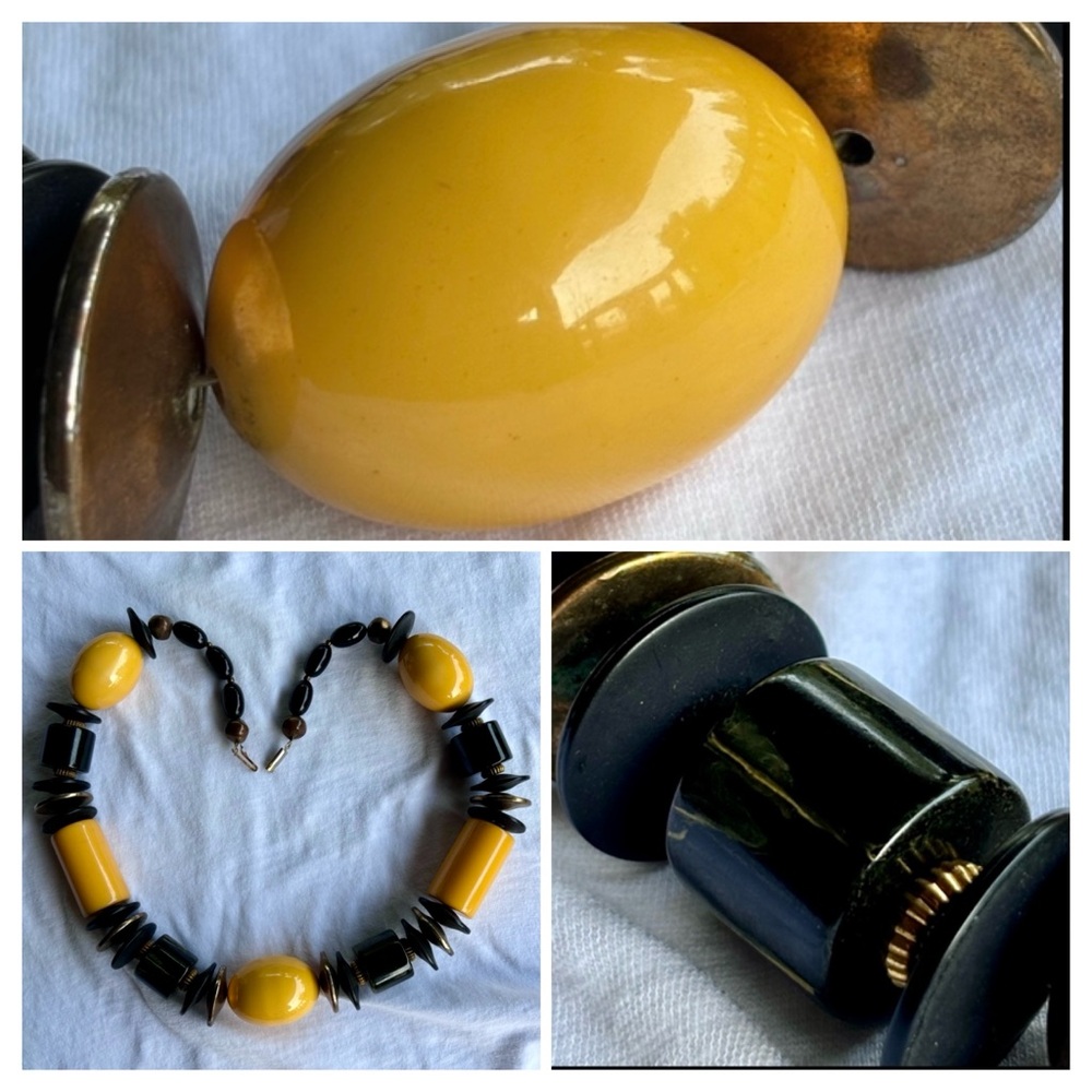 Bakelite marble green butterscotch chunky necklace
